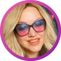 /var/www/dream/data/www/dream/assets/avatars/ElenaF.webp